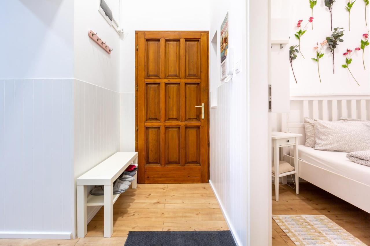 Elegant Coziness Budapeste Exterior foto